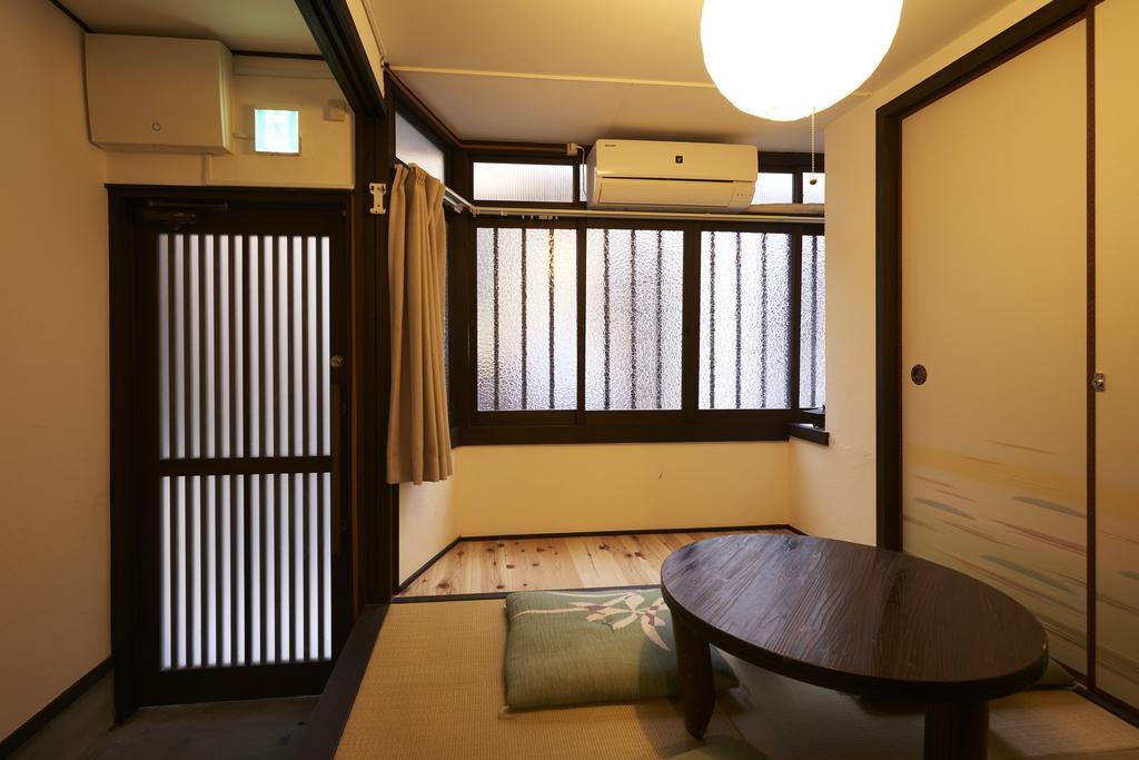 Guest House Connection Karasuma Gojo Киото Экстерьер фото