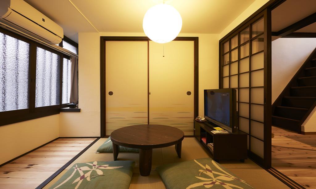 Guest House Connection Karasuma Gojo Киото Экстерьер фото