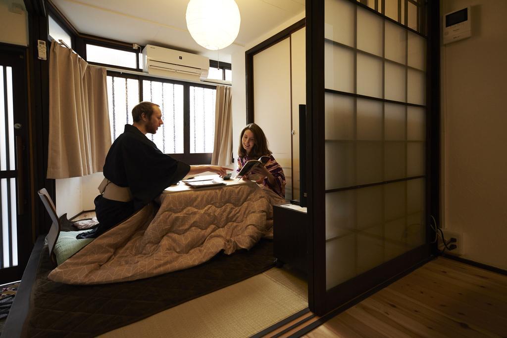 Guest House Connection Karasuma Gojo Киото Экстерьер фото