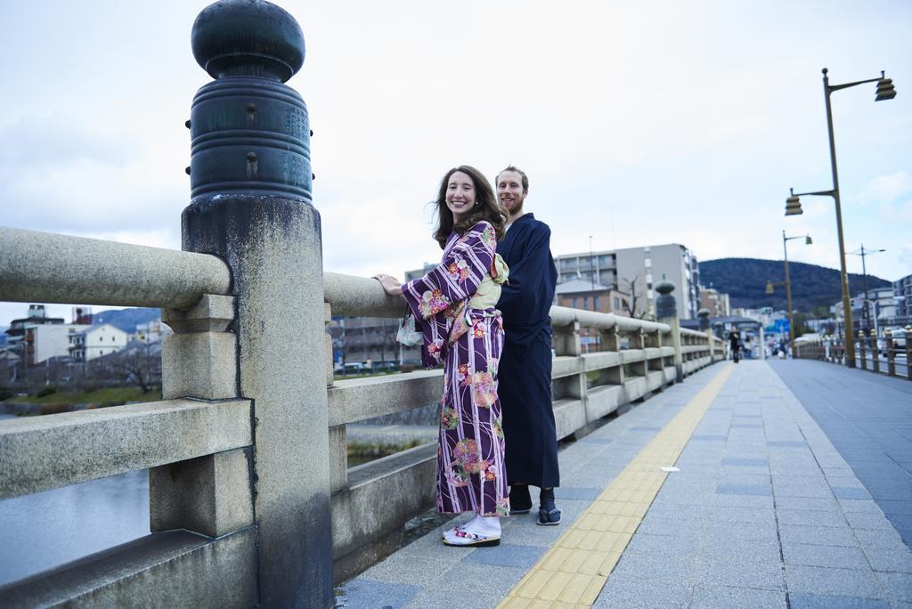 Guest House Connection Karasuma Gojo Киото Экстерьер фото